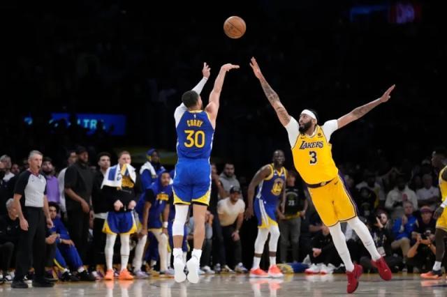 关键两防封锁库里 浓眉当属季后赛第一防守大闸