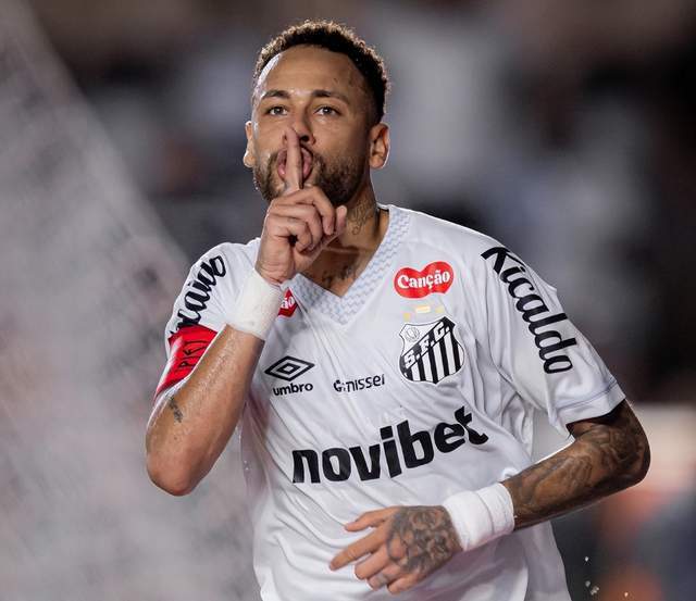 官网开云官方网-34岁内马尔王者归来：右脚打死角 左脚挑弧线！为世界杯拼了